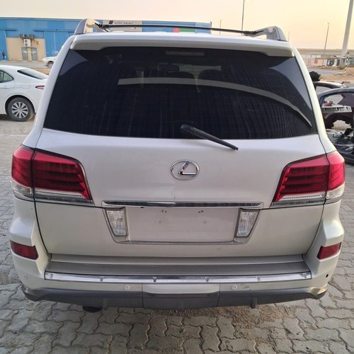 2014 Lexus LX570 Liftgate Trim Gebraucht OEM 6793760161A1